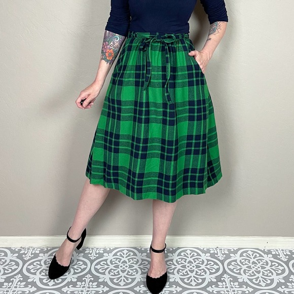 Vintage 1970s Plaid High Waisted Wool Wrap Skirt